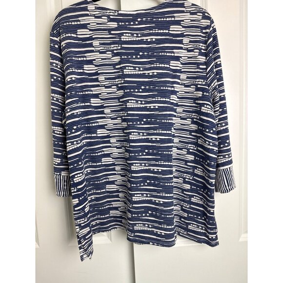 Alfred Dunner Woman Split Neck Spliced Texture Top size 1X - Picture 6 of 6